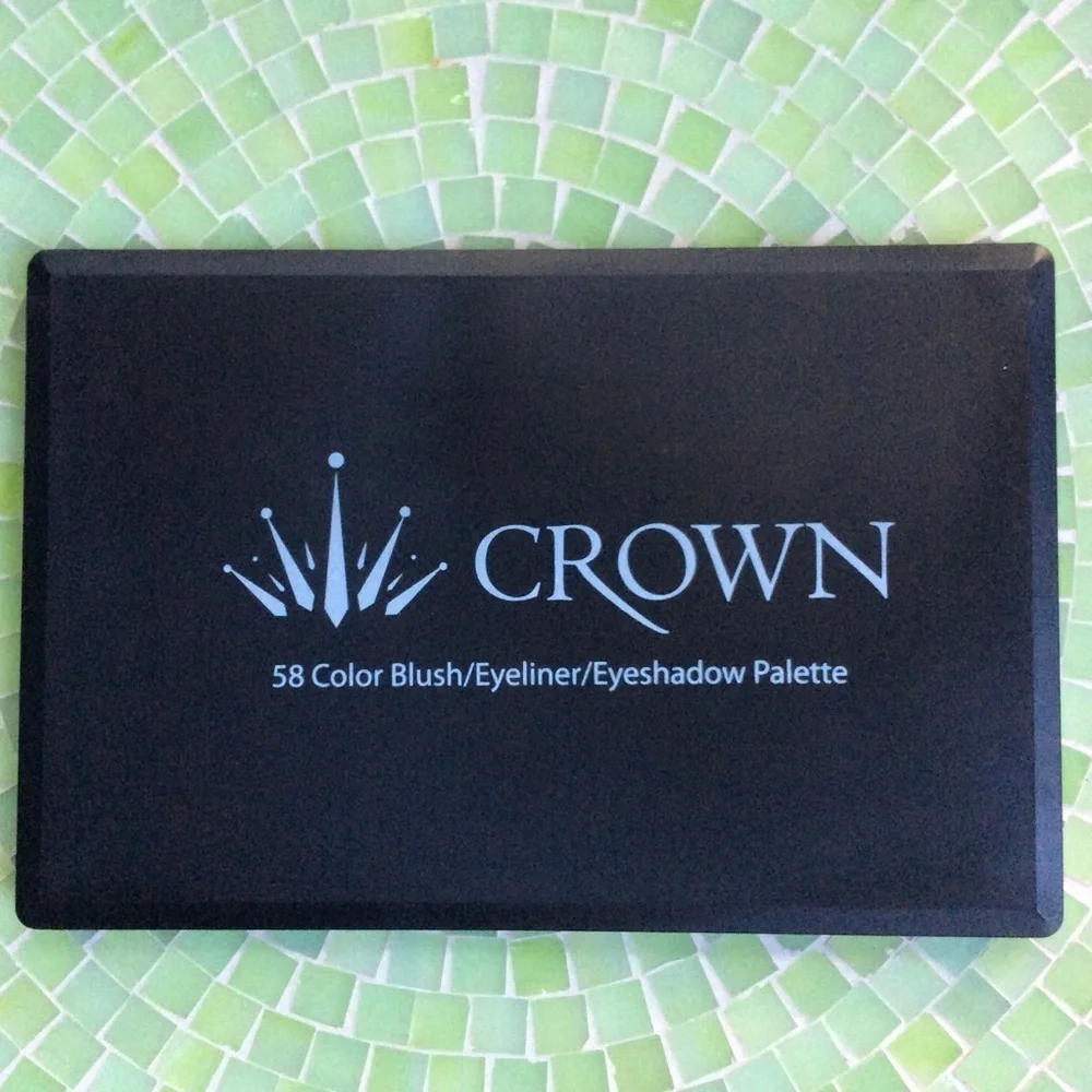Crown Brush 58 Color Blush/ Eyeliner / Eyeshadow